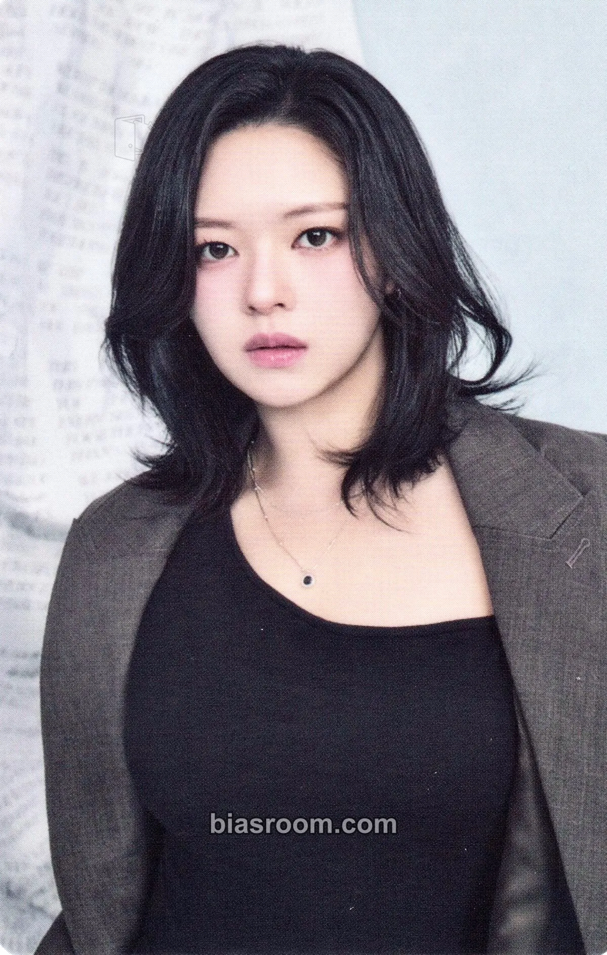 Jeongyeon 2026 Japan Season's Greetings: Captured Moments Photocard - TWICE - TWICE K-pop photocard