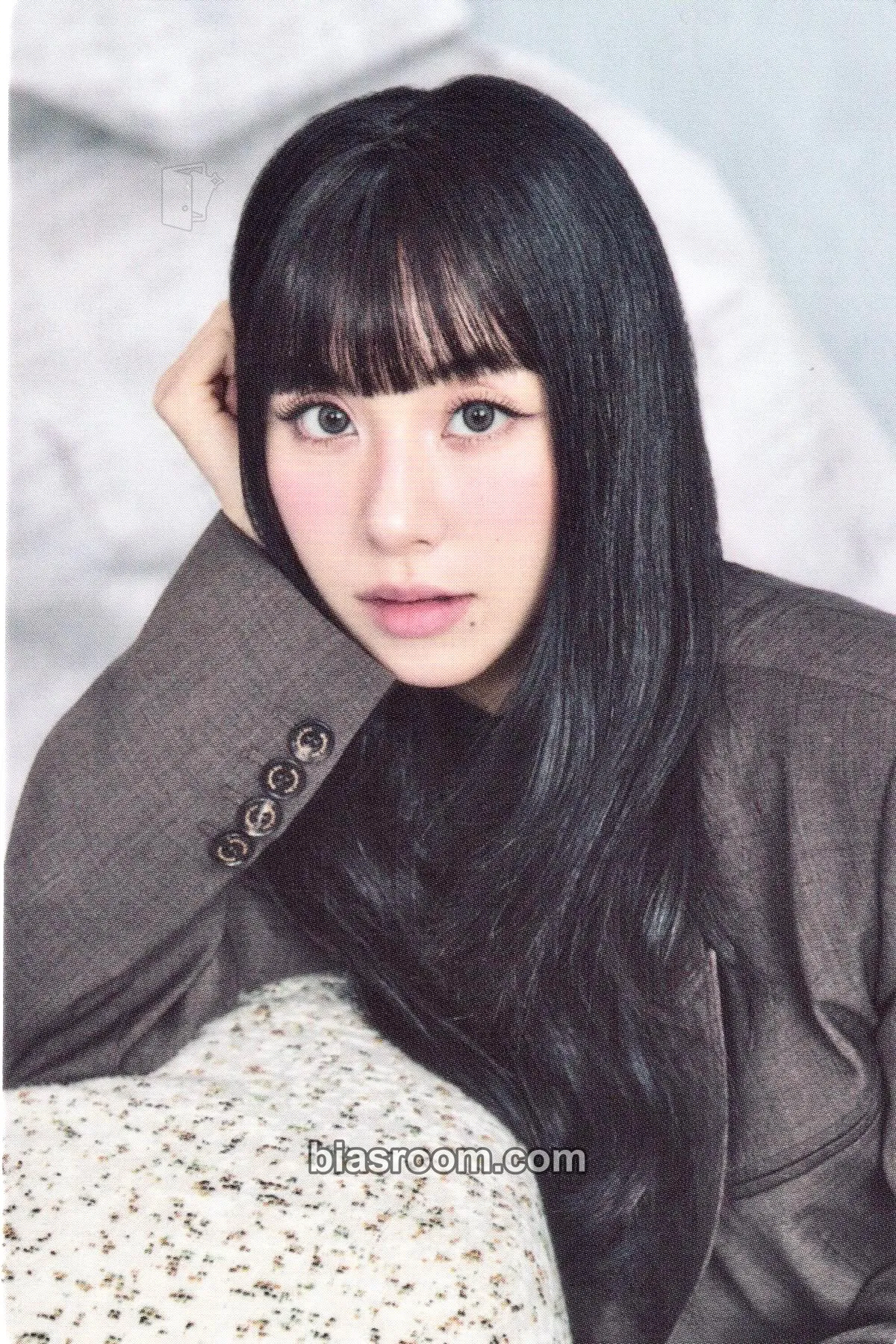 Chaeyoung 2026 Japan Season's Greetings: Captured Moments Photocard - TWICE - TWICE K-pop photocard