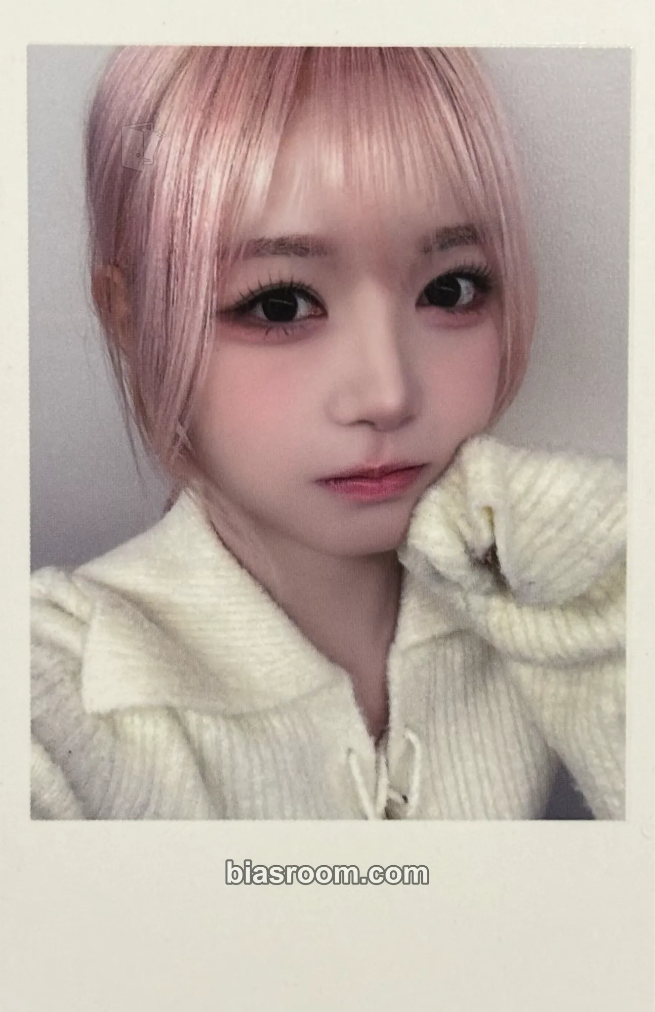 Chaewon Beyond Beauty Photocard - tripleS - tripleS K-pop photocard