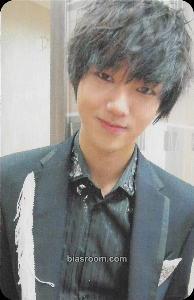 SUPER JUNIOR - Yesung - Mr. Simple Album album photocard B version