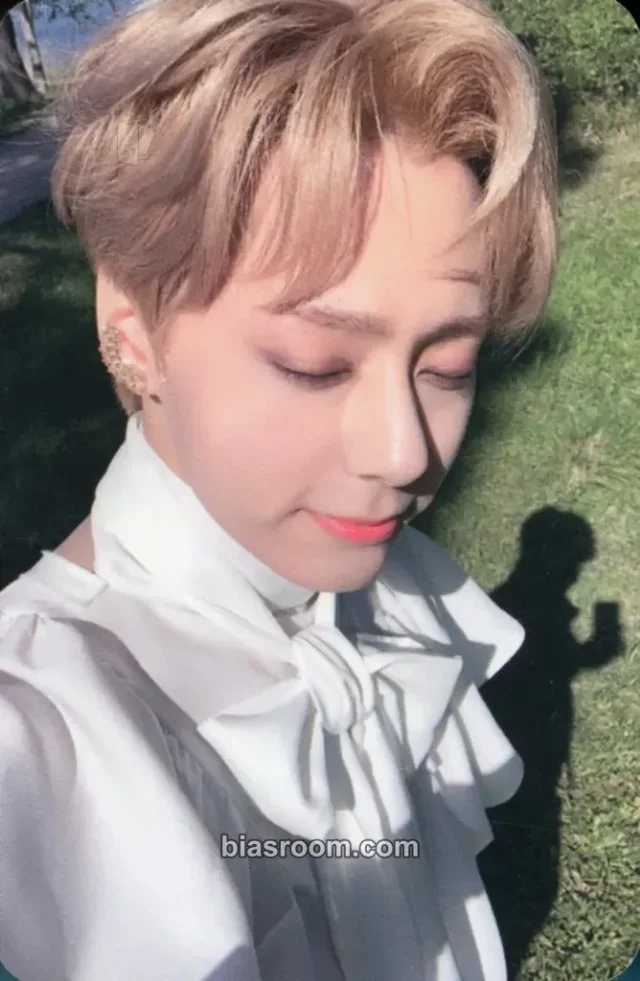 ONEUS - Hwanwoong - Twilight Album japanese album B version