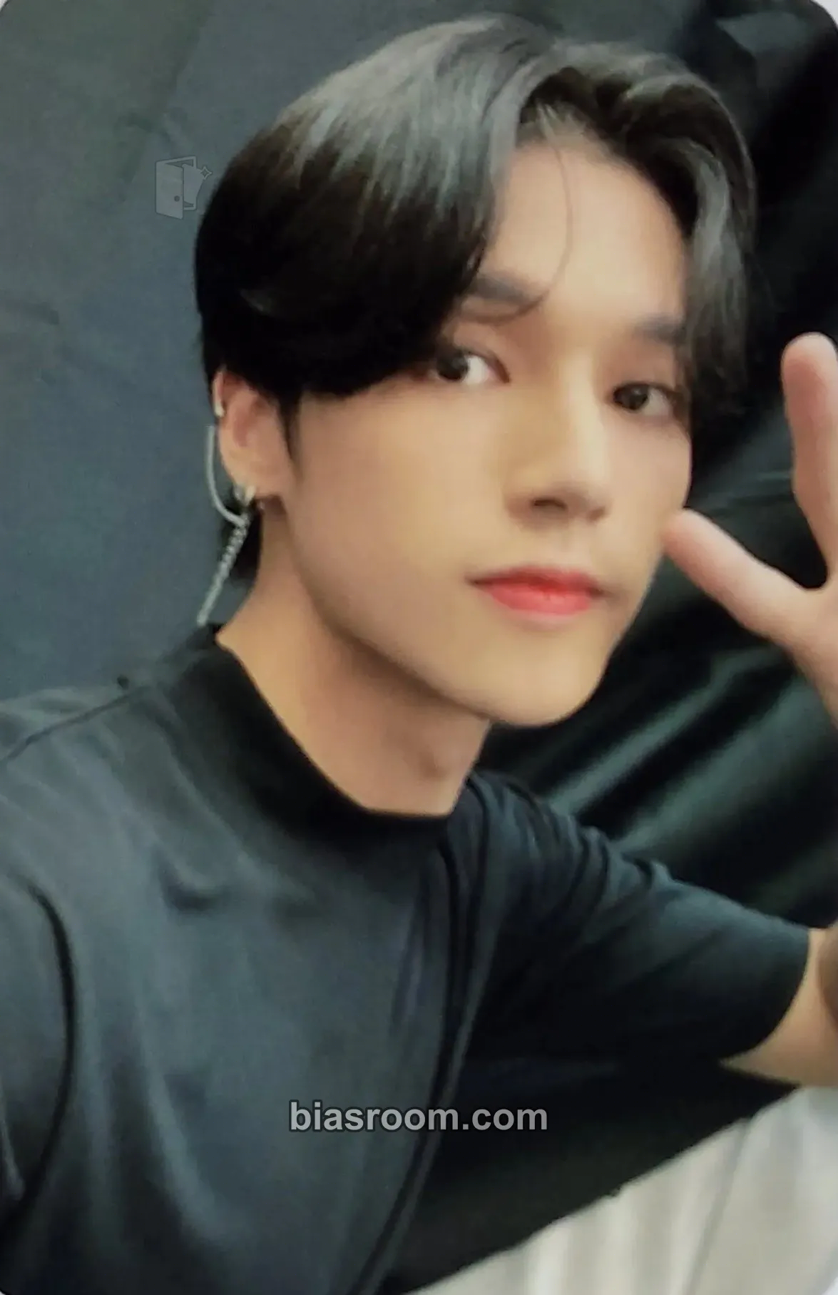 Wooyoung THE WORLD EP.1 : MOVEMENT Photocard - ATEEZ - ATEEZ K-pop photocard