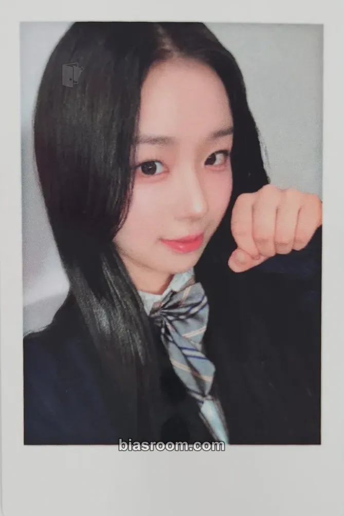Chaeyeon Untitled Photocard - tripleS - tripleS K-pop photocard