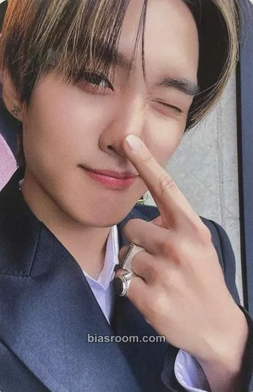 Jacob 3rd World Tour: The Blaze Photocard - THE BOYZ - THE BOYZ K-pop photocard
