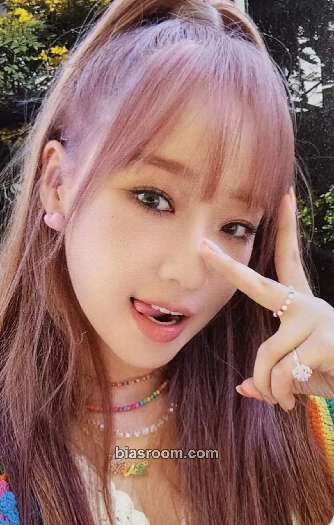 Choi Yoojung Sunflower Photocard - Choi Yoojung K-pop photocard
