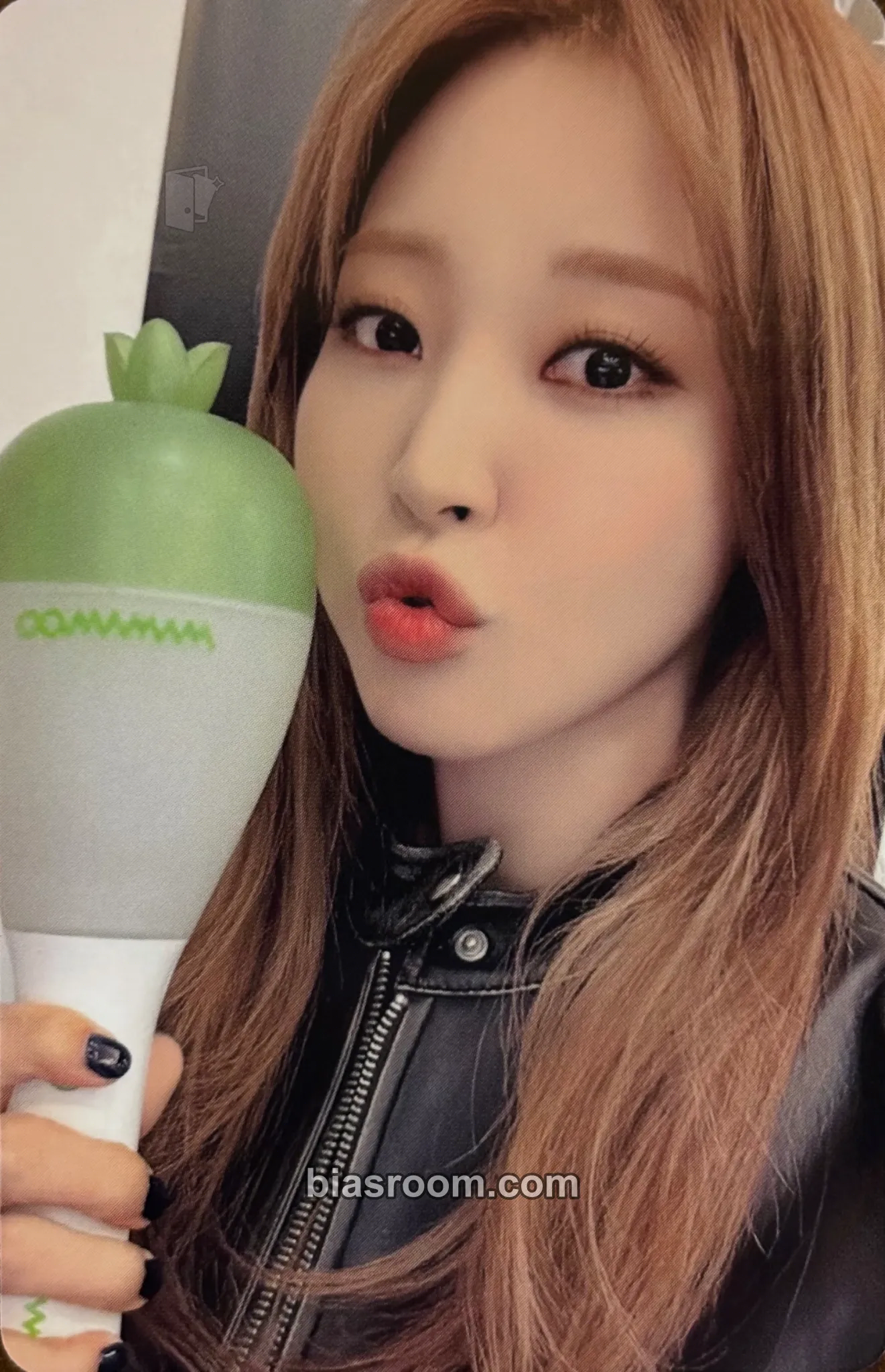 Moonbyul MAMAMOO OFFICIAL LIGHTSTICK ver2.6 Photocard - MAMAMOO - MAMAMOO K-pop photocard