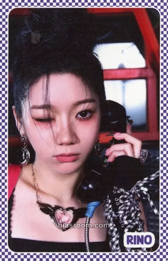 IS:SUE - Rino  - 1st IS:SUE  Album album photocard