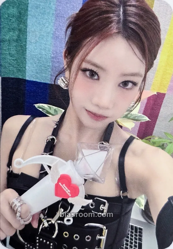 Kim Lip ARTMS 3rd World Tour: Grand Club Icarus Photocard - ARTMS - ARTMS K-pop photocard