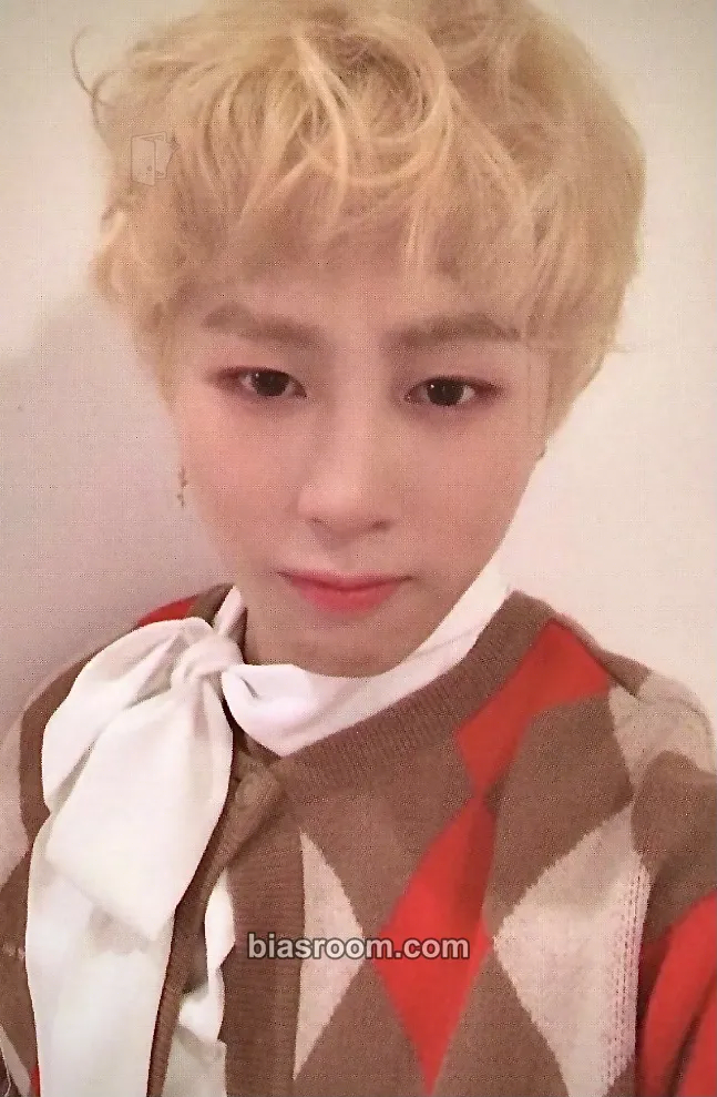 Ha Sung Woon My Moment Photocard - Ha Sung Woon K-pop photocard