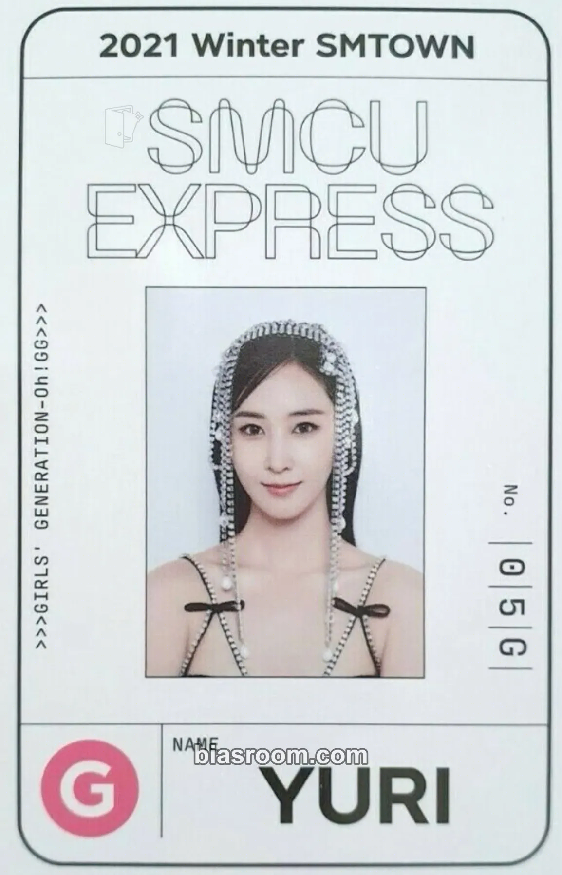 Yuri 2021 Winter SMTOWN: SMCU Express Photocard - Girls' Generation - Girls' Generation K-pop photocard