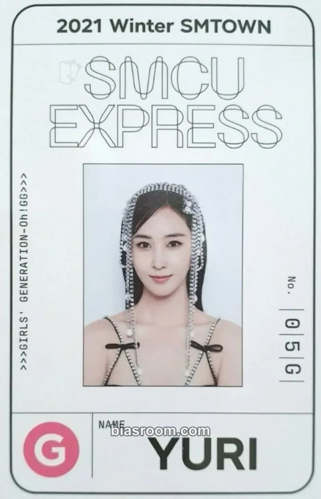 Yuri Girls' Generation 2021 Winter SMTOWN: SMCU Express K-pop photocard
