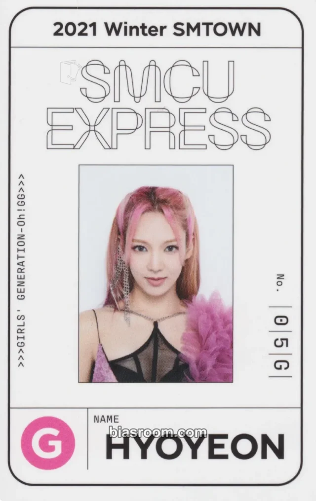 Hyoyeon Girls' Generation 2021 Winter SMTOWN: SMCU Express K-pop photocard