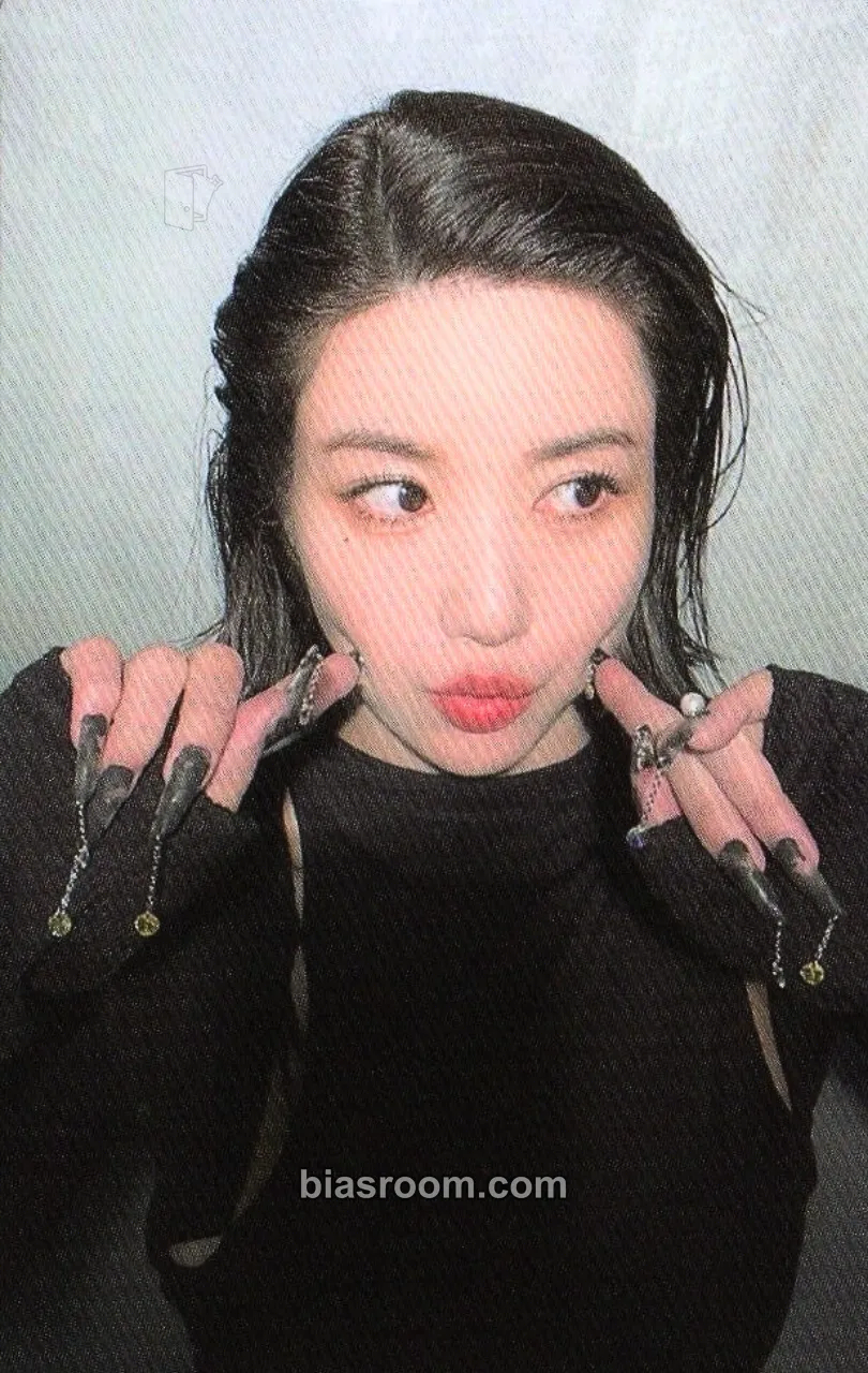 Kwon Eunbi Color Photocard - Kwon Eunbi K-pop photocard