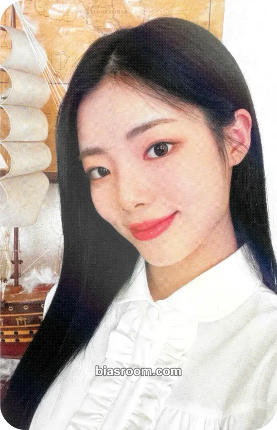 Na Goeun Geekyland Photocard - PURPLE KISS - PURPLE KISS K-pop photocard
