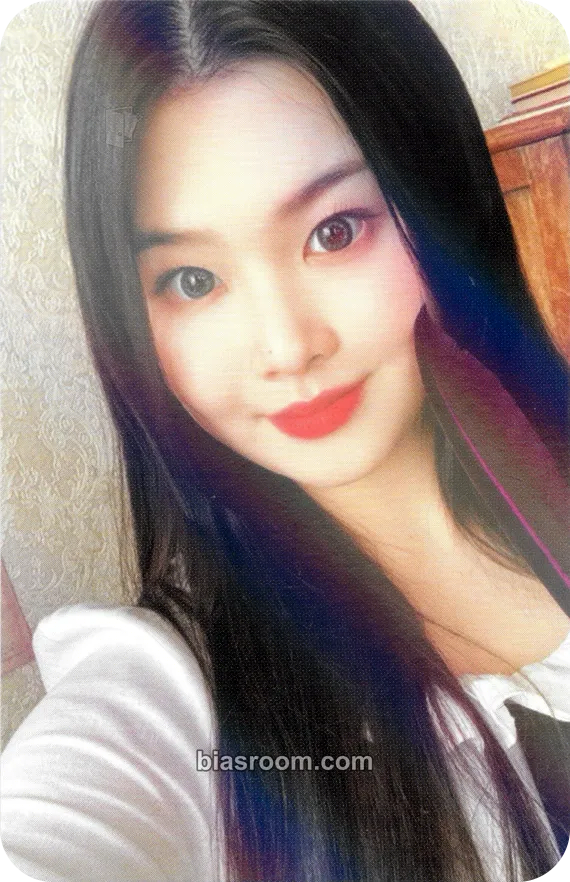 Swan Geekyland Photocard - PURPLE KISS - PURPLE KISS K-pop photocard