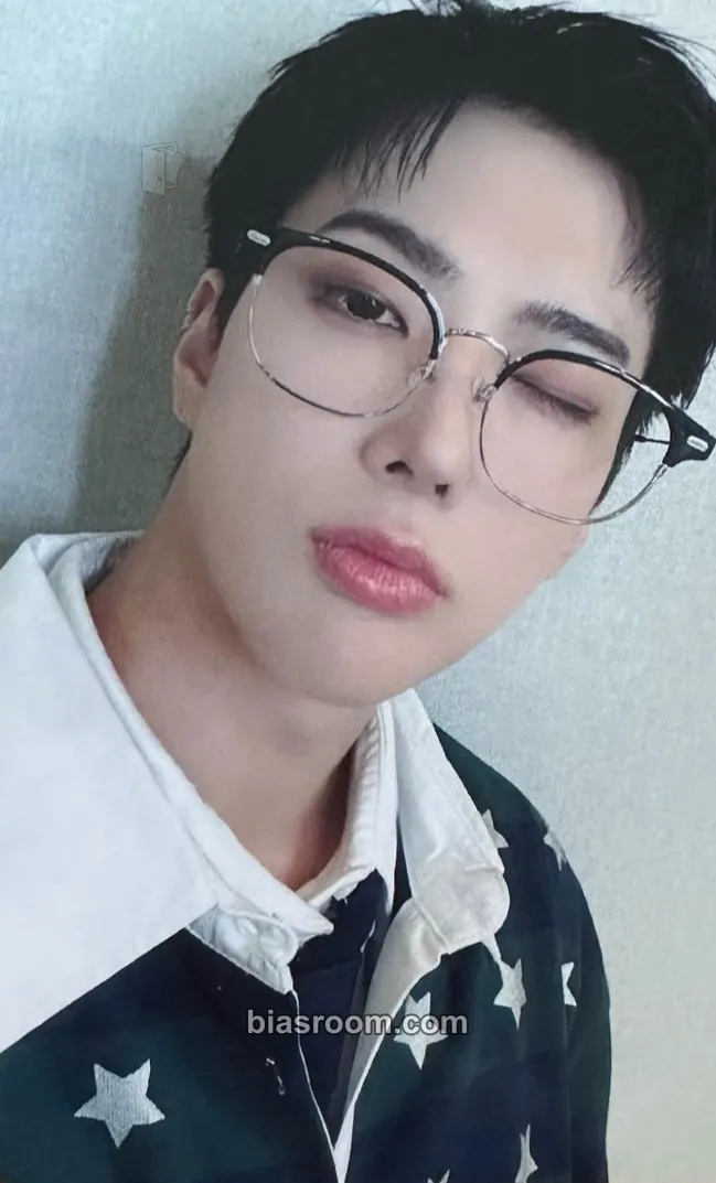Jongwoo (Ze:U) Pink Crush Photocard - ONE PACT - ONE PACT K-pop photocard