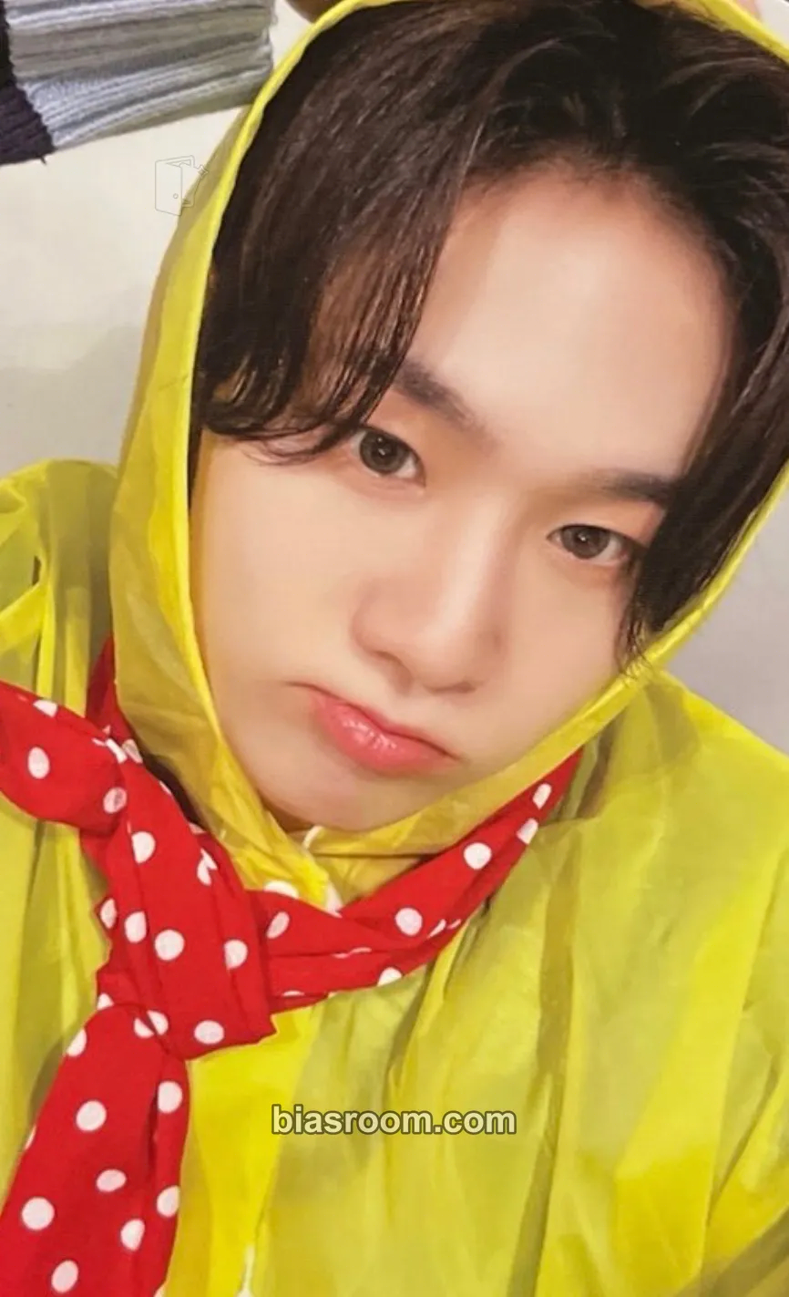 Ji Yunseo Un: SEEN Photocard - EVNNE - EVNNE K-pop photocard