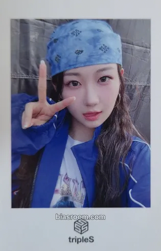 Kaede Performante Photocard - tripleS - tripleS K-pop photocard
