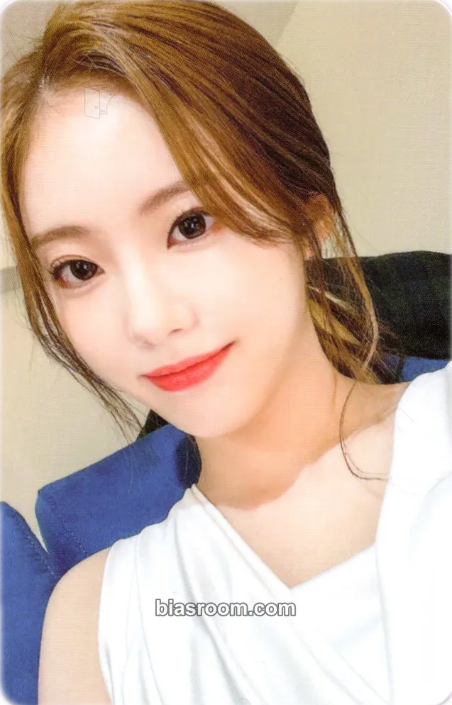 Luda UNNATURAL Photocard - WJSN - WJSN K-pop photocard