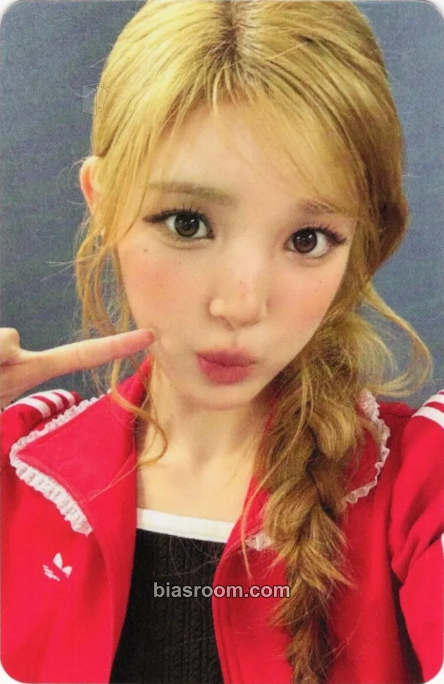 Yuha RUDE! Photocard - Hearts2Hearts - Hearts2Hearts K-pop photocard