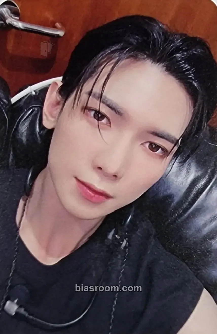Yeosang THE WORLD EP.1 : MOVEMENT Photocard - ATEEZ - ATEEZ K-pop photocard
