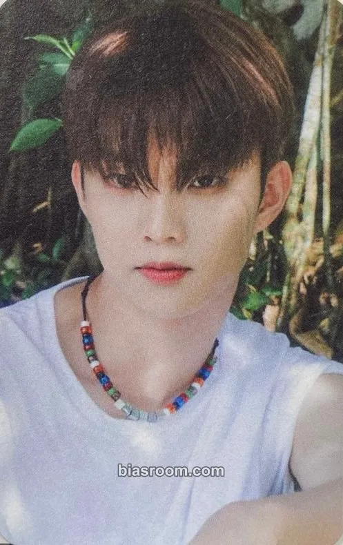 Q Phantasy Pt. 1: Christmas in August Photocard - THE BOYZ - THE BOYZ K-pop photocard