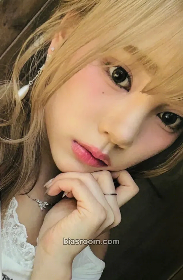 Sihyeon L'heure Bleue : Prologue Photocard - CSR - CSR K-pop photocard