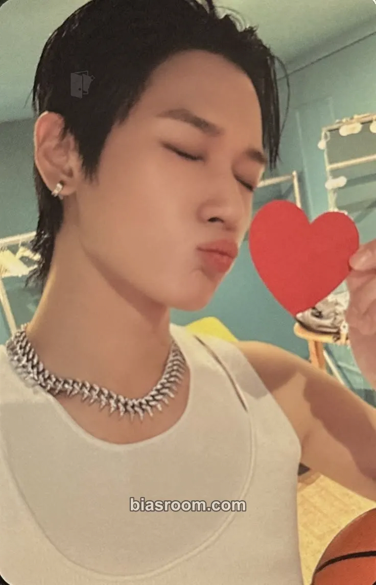 Juyeon World Tour Zeneration DVD Photocard - THE BOYZ - THE BOYZ K-pop photocard