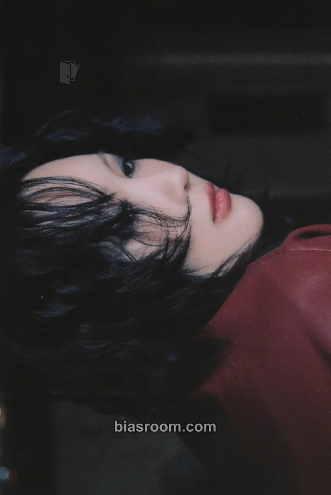 Siyeon We break, you awake. Photocard - ChRocktikal - ChRocktikal K-pop photocard