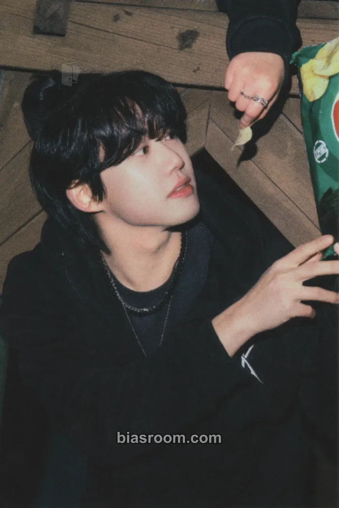 Lee Junyoung We break, you awake. Photocard - ChRocktikal - ChRocktikal K-pop photocard