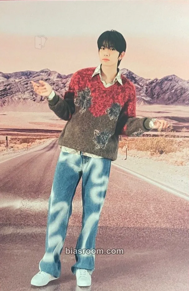 Heeseung 2021 Holiday Collection Little Wishes Photocard - ENHYPEN - ENHYPEN K-pop photocard