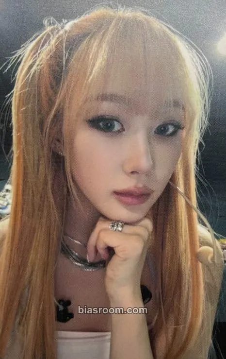 Giselle My-J ,,TO MY WORLD" fanmeeting Photocard - aespa - aespa K-pop photocard