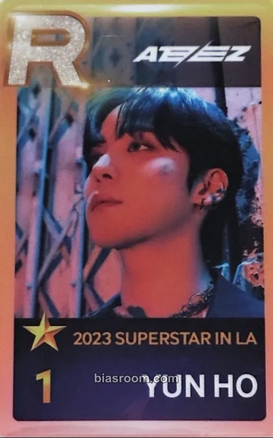 Yunho SUPERSTAR × ATEEZ Photocard - ATEEZ - ATEEZ K-pop photocard