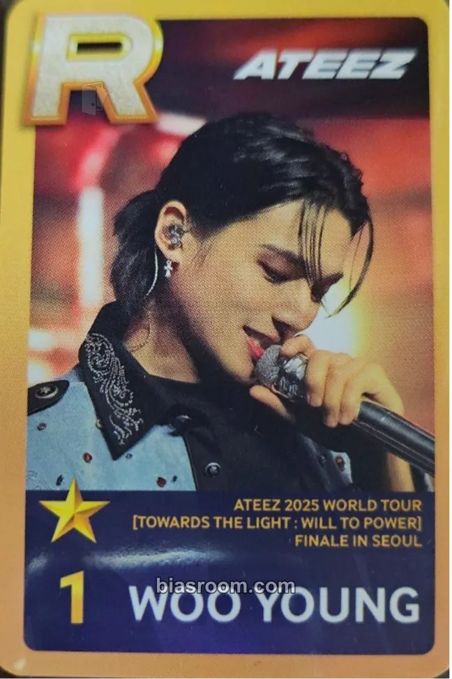 Wooyoung SUPERSTAR × ATEEZ Photocard - ATEEZ - ATEEZ K-pop photocard