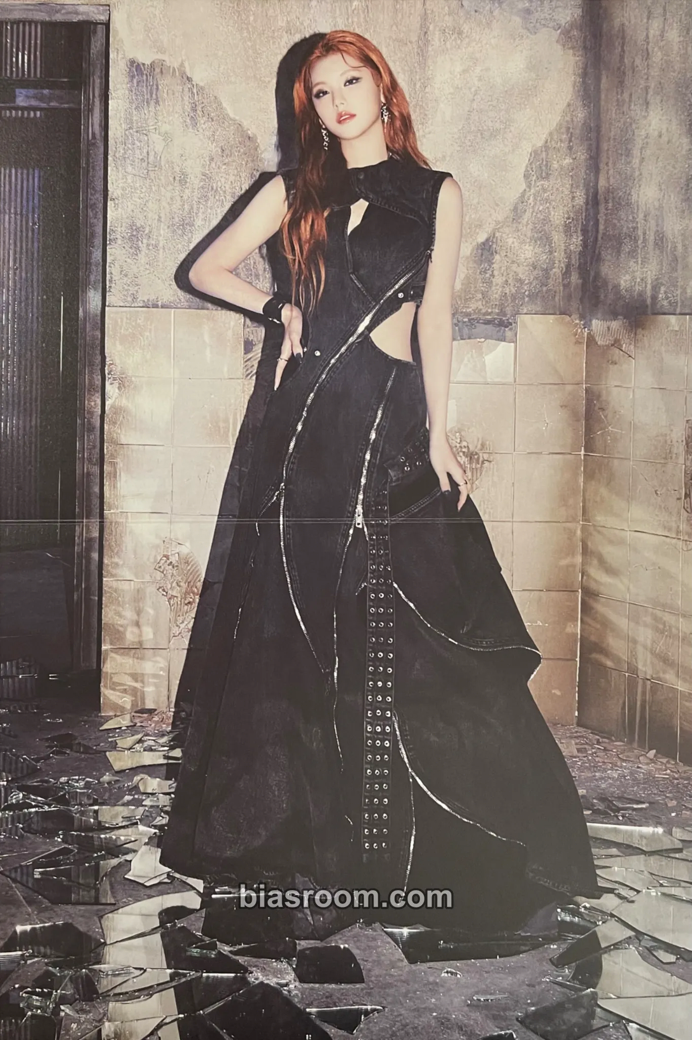 Yeji BORN TO BE Photocard - ITZY - ITZY K-pop photocard