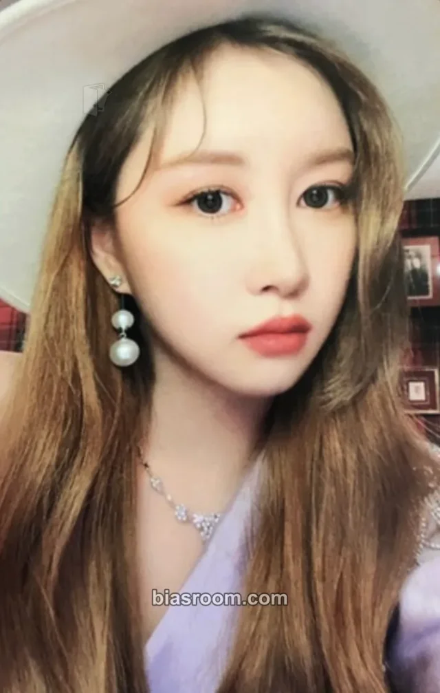 WJSN - Dayoung - 2022 WJSN Concert WONDERLAND Event concert benefit merch