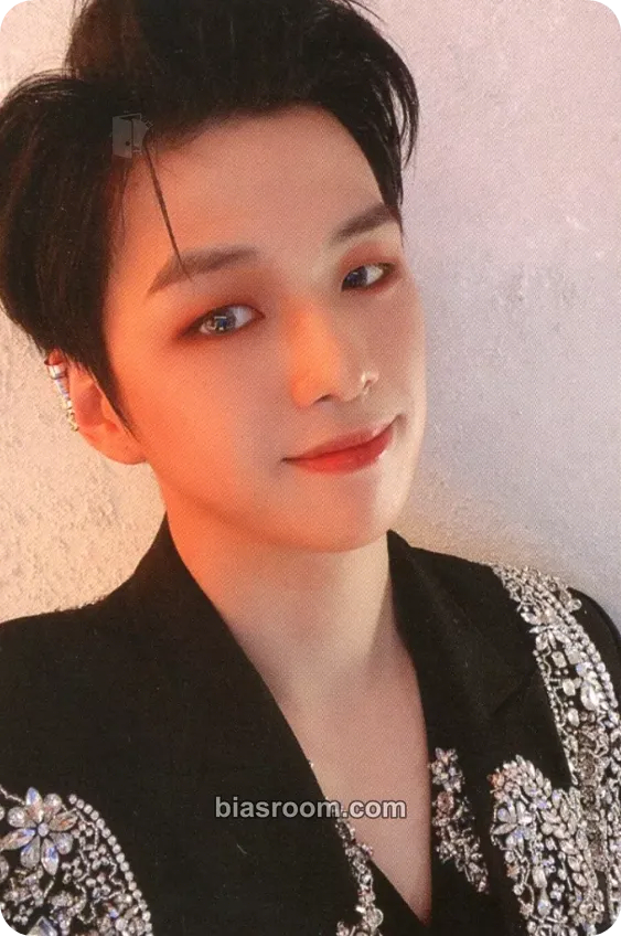 Daniel MAGENTA Photocard - KANGDANIEL - KANGDANIEL K-pop photocard