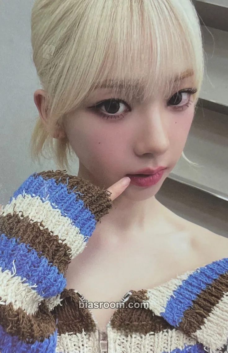 Karina My World Photocard - aespa - aespa K-pop photocard