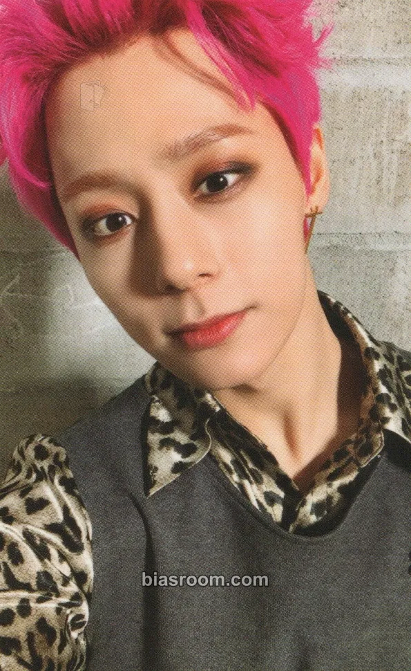 Hwanwoong DEVIL Photocard - ONEUS - ONEUS K-pop photocard