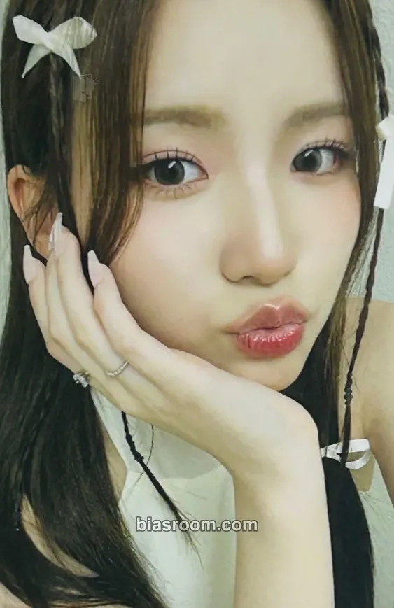 Sua L'heure Bleue : Prologue Photocard - CSR - CSR K-pop photocard