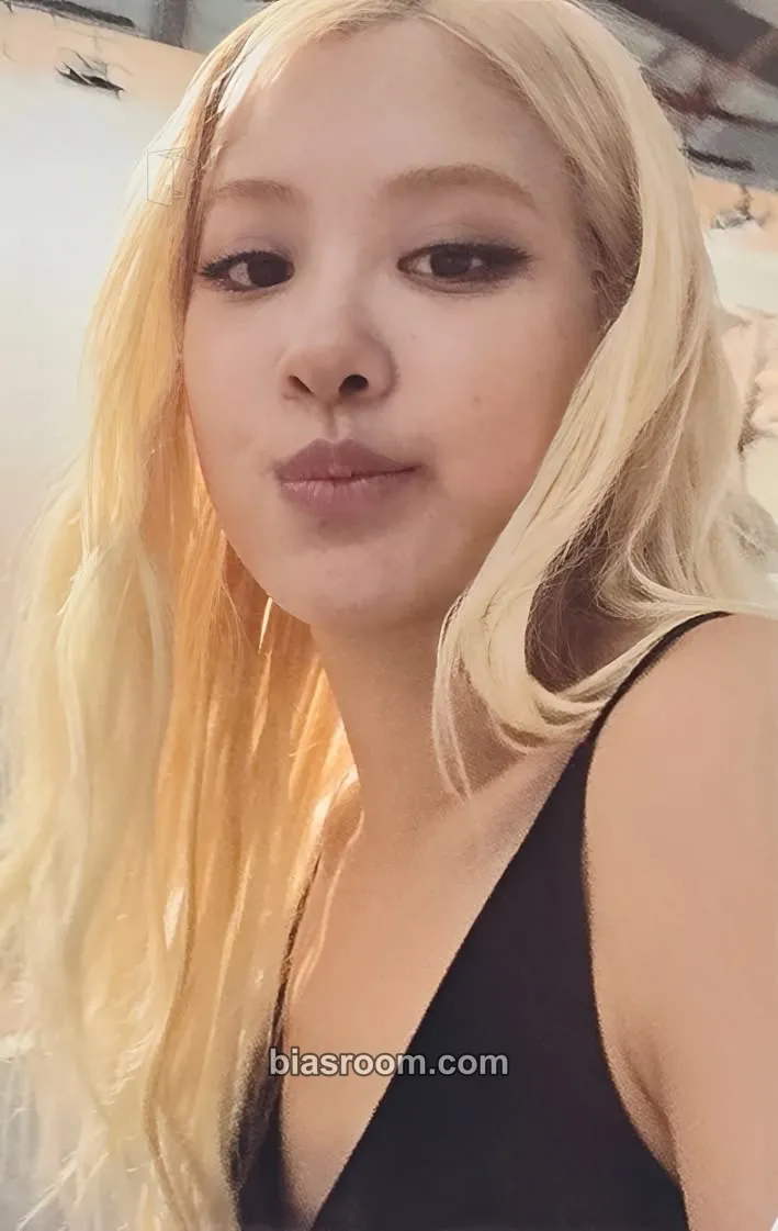 Rosé Deadline Photocard - BLACKPINK - BLACKPINK K-pop photocard