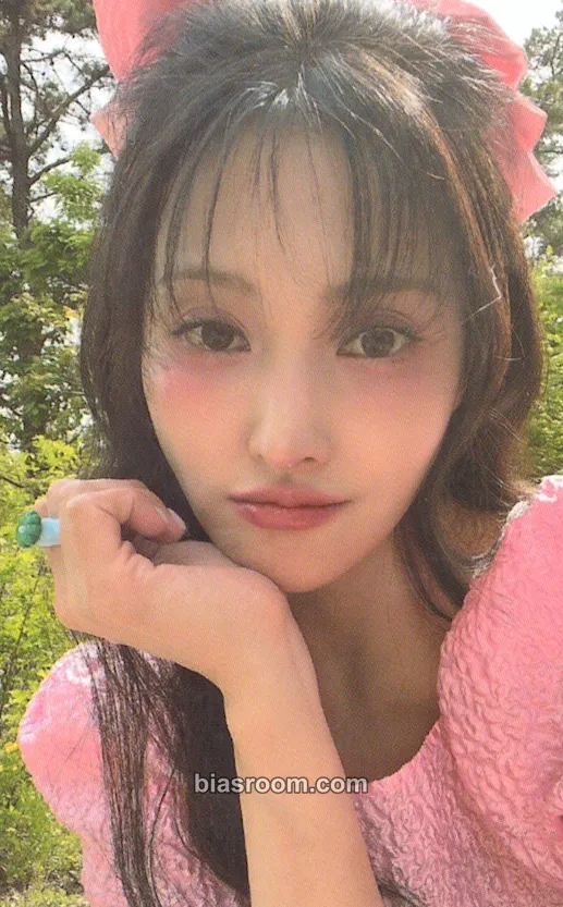 Gyuri The 6th Japan Tour 2025: Karasia - Magical World Photocard - KARA - KARA K-pop photocard
