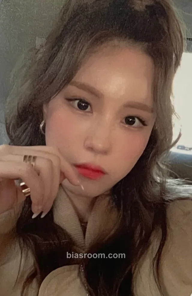 XUM - Dayeon - DDALALA Album pob (pre-order benefit) video call (fancall) ktown4u