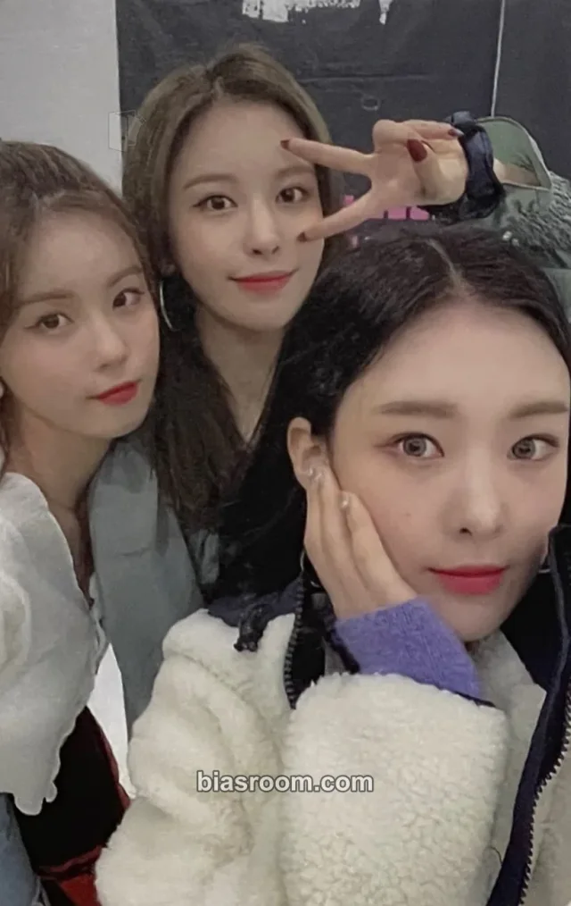 XUM - DDALALA Album winner benefit video call (fancall) ktown4u