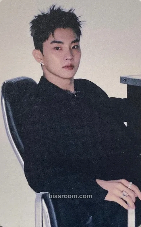 Q Phantasy Pt. 2: Sixth Sense Photocard - THE BOYZ - THE BOYZ K-pop photocard