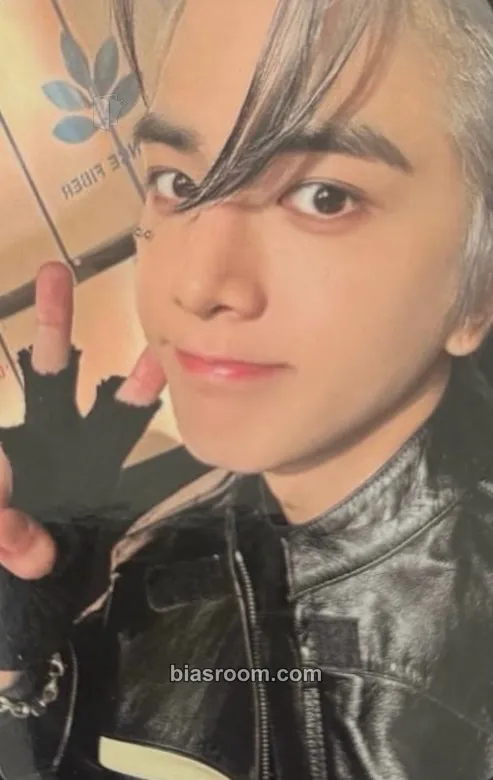 Younghoon Phantasy Pt. 2: Sixth Sense Photocard - THE BOYZ - THE BOYZ K-pop photocard