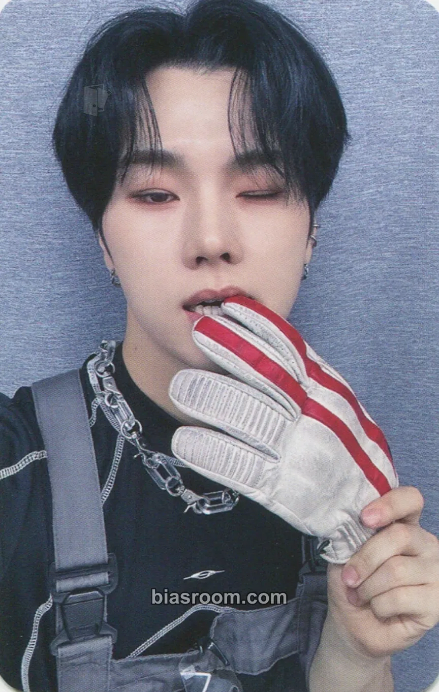 Jungsu Livelock Photocard - Xdinary Heroes - Xdinary Heroes K-pop photocard