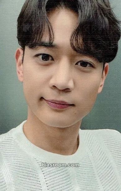 Minho HARD - The 8th Album Photocard - SHINee - SHINee K-pop photocard