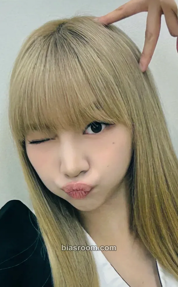 Nana WE UNIS Photocard - UNIS - UNIS K-pop photocard
