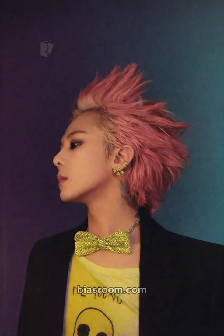 G-Dragon 2025 World Tour Übermensch Photocard - G-Dragon K-pop photocard